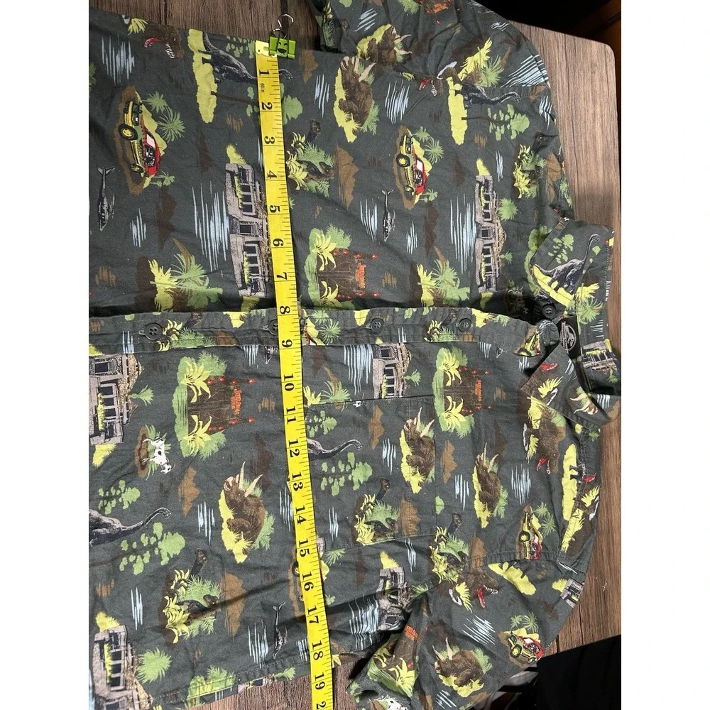 Jurassic World Youth Sz S 100% Cotton Jurassic Park Hawaiian Button Up‎ Shirt